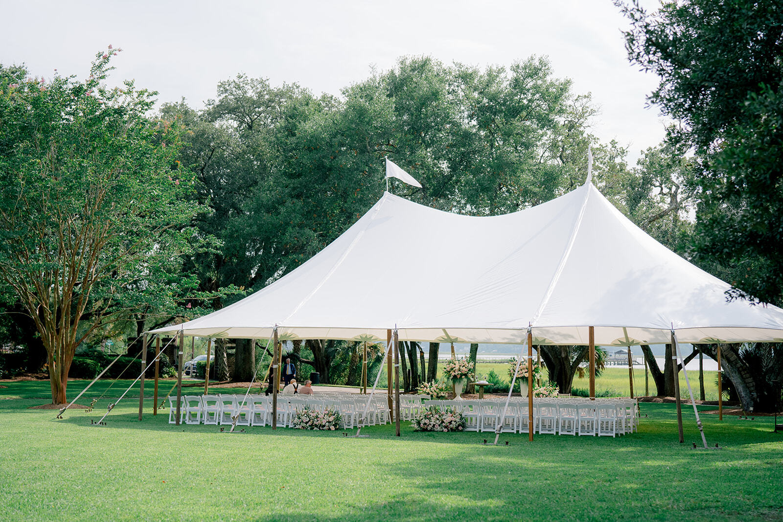 MK WEDDING Kailee Di Meglio Photography 759 websize 44x63 grove design lowndes