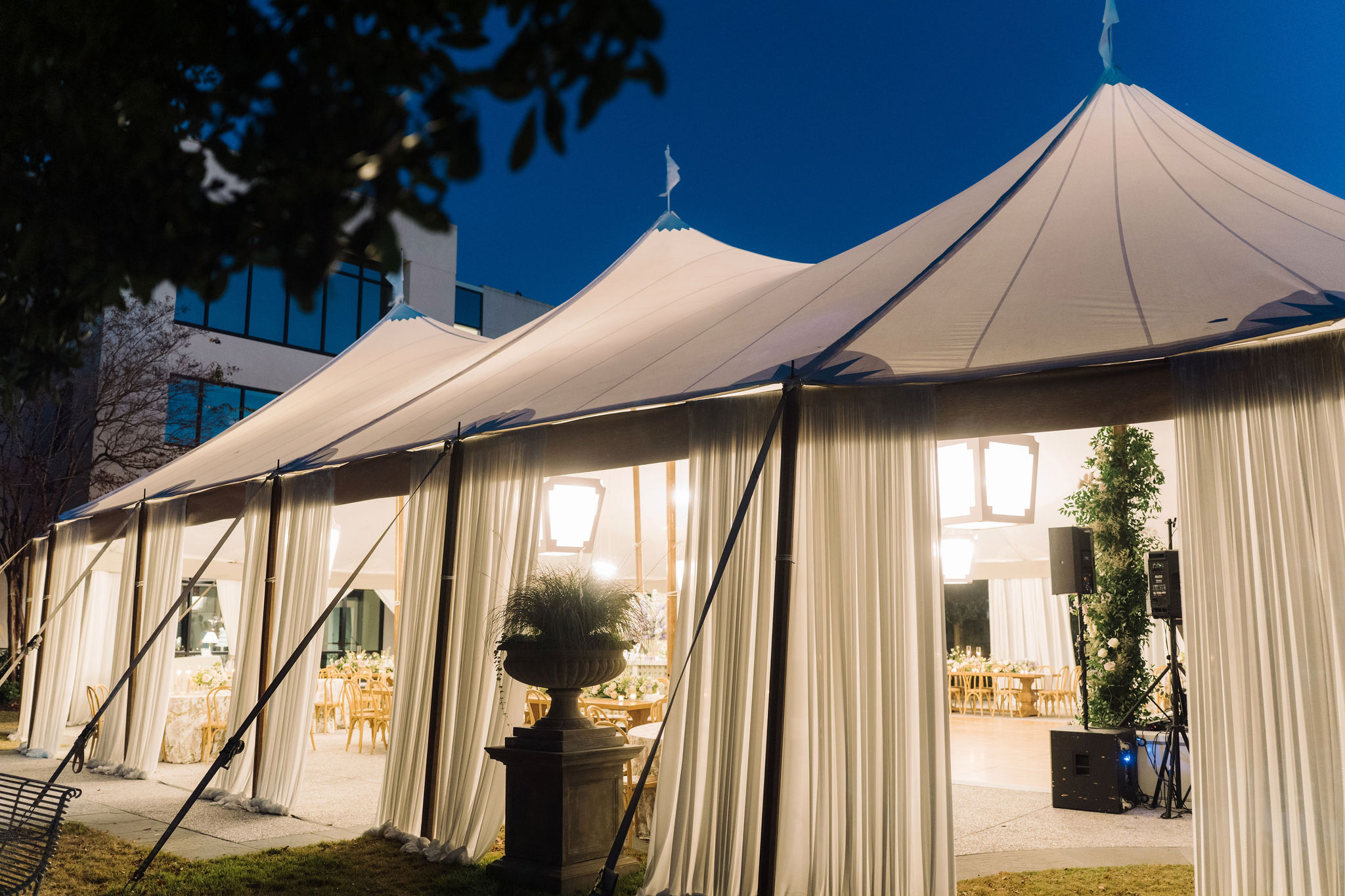 Kathryn Brooks Gibbes Museum Wedding 714 aaron andjillian photog tanton events gibbes 60x80