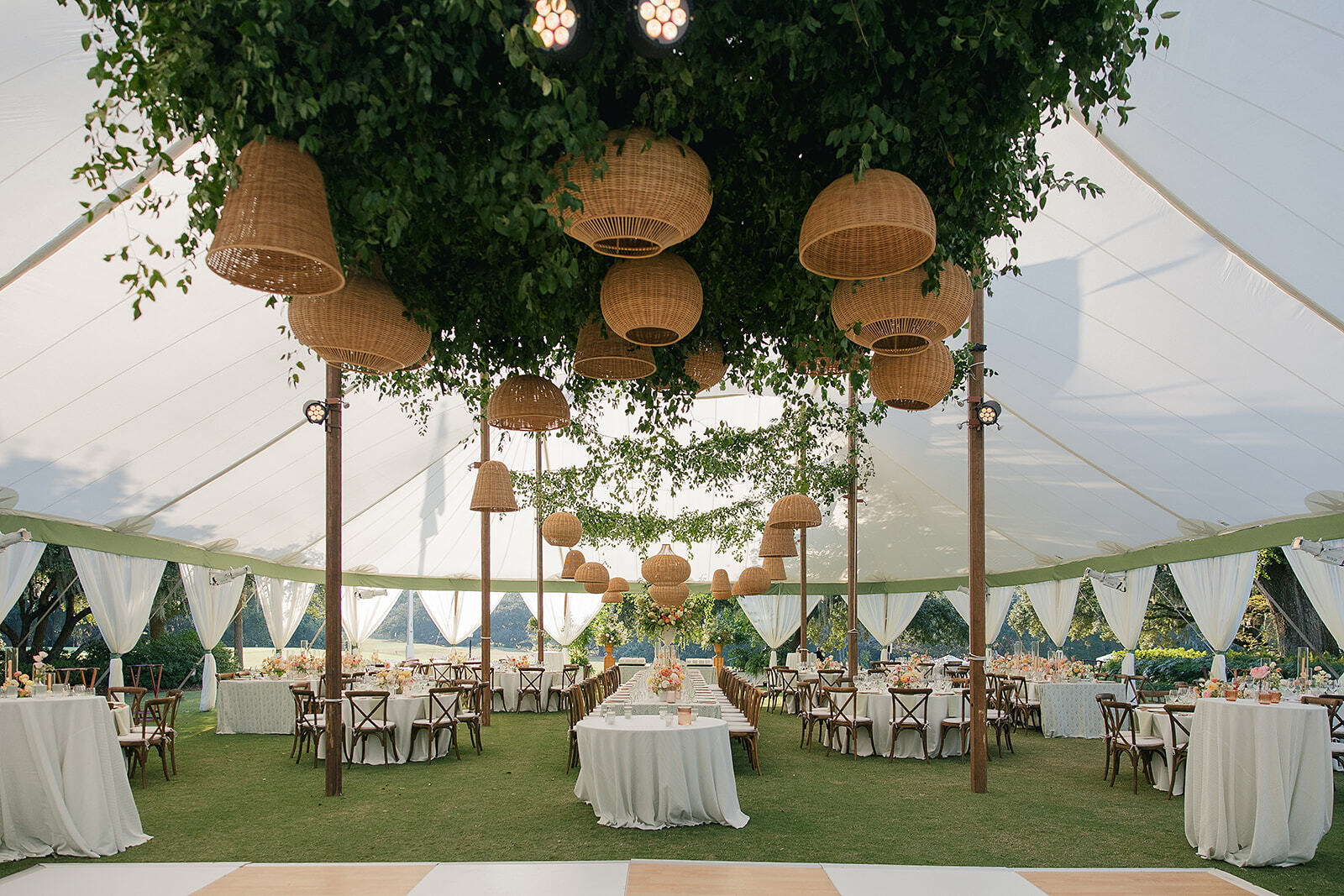 Shannanand Michael Reception 1 Details 36 websize yeamans ellis events meghan baskin 60x110 sail xback