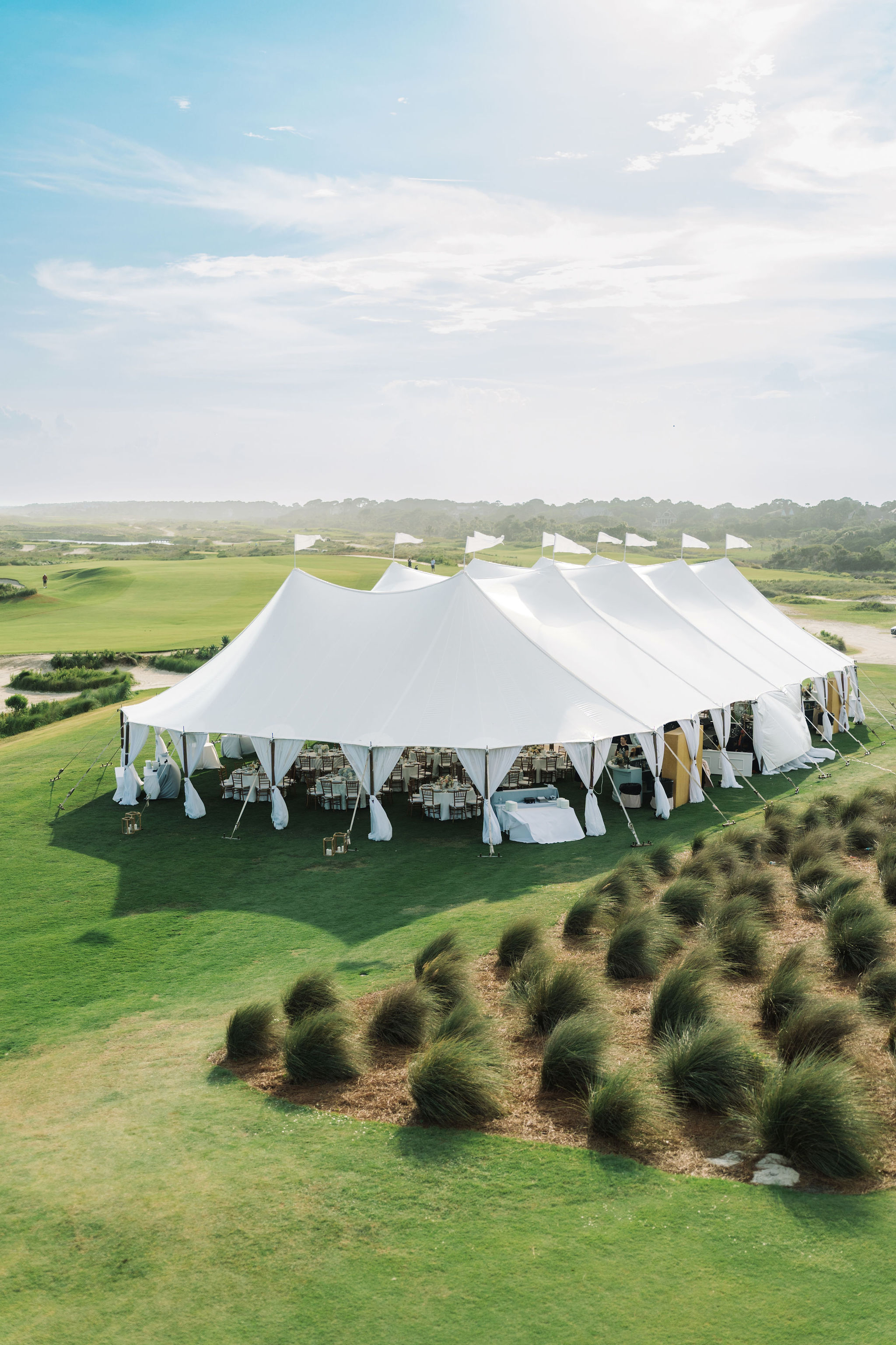 Ashley Christian Kiawah Ocean Course Wedding 702 aaronandjillian acb ocean course 60x120 sail