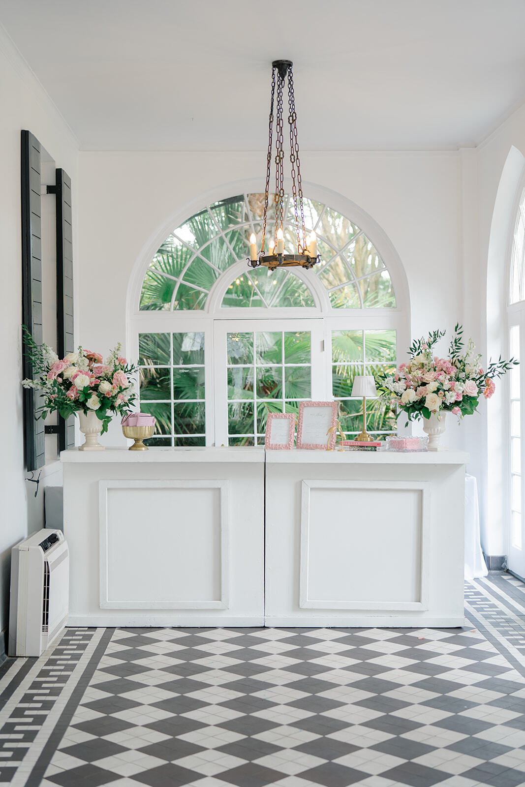 MK WEDDING Kailee Di Meglio Photography 1183 websize 44x63 grove design lowndes white maude