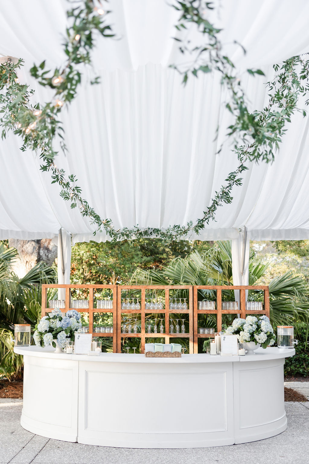 Preview 100 lowndes buttercup natasha coyle photog honey ballroom clear top with liner curve portofino