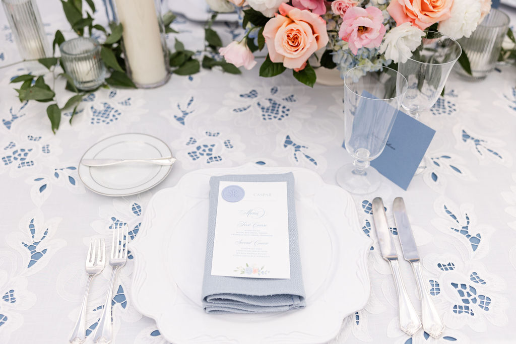 Whitten Lowndes Grove Wedding 459 buttercup events natasha cole photog tuscan king james charlotte silver rim bb natural ballroom