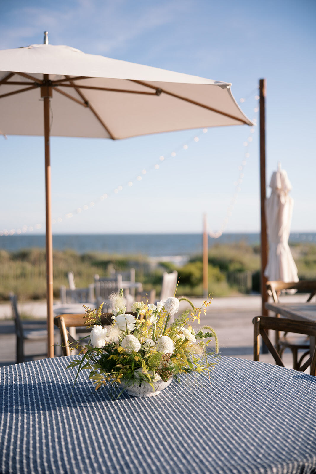 Guenoun Welcome Party 1 websize kiawah beach club umbrella ellis events mia melin photog oslo