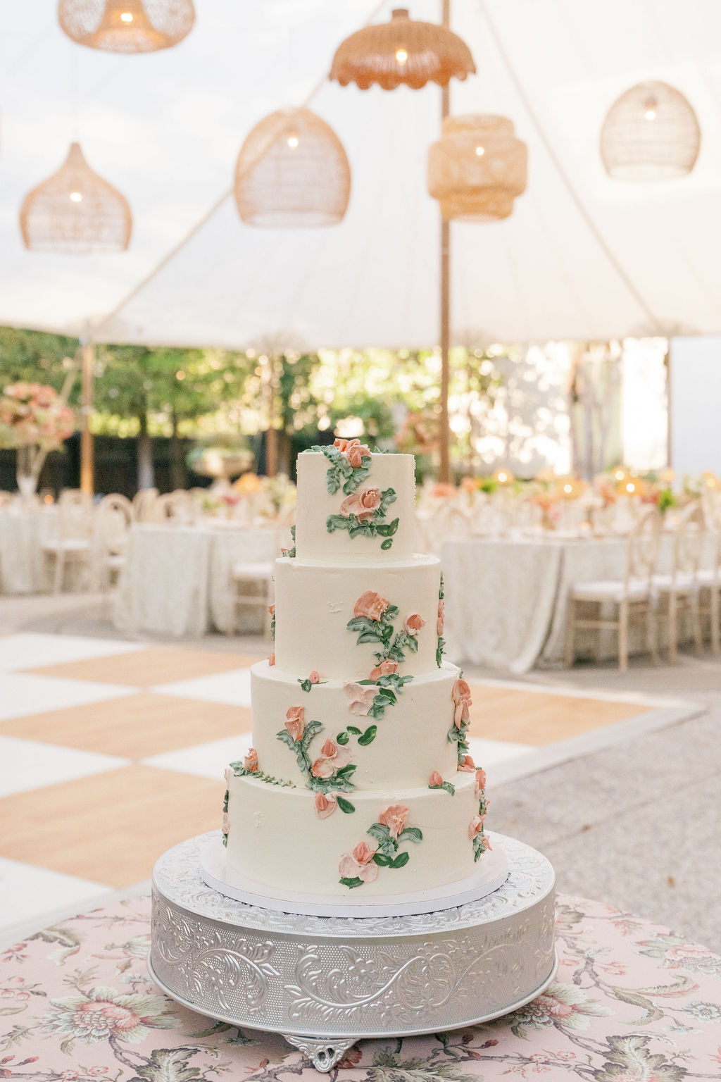 CJ Wedding Preview 98 elevents gibbes kate dye photog cake plateau