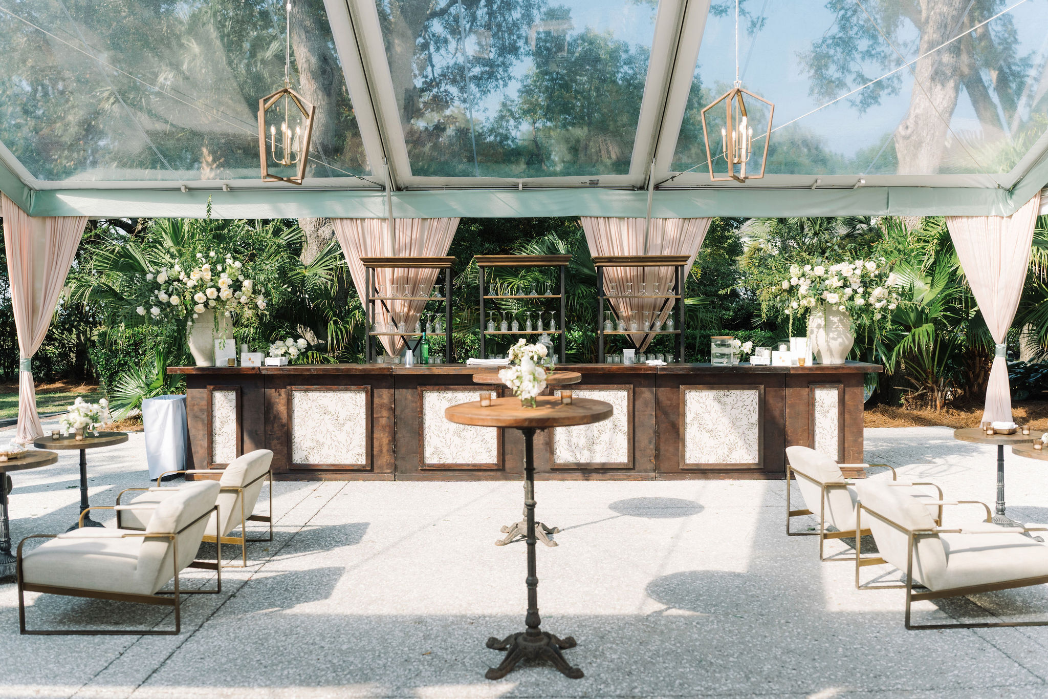 Leigh Davin Lowndes Grove Wedding 467 ANDERSON aaron and jillian photog maude avignon jules bisto elm bookrack