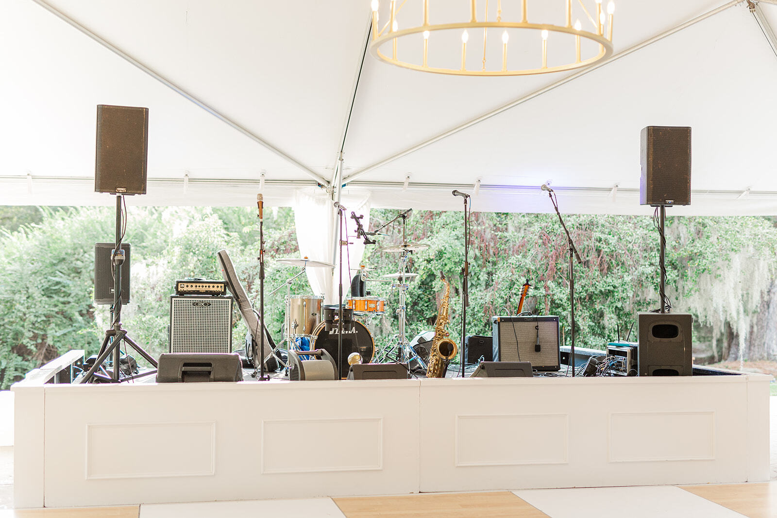 Ladd Ashton Charleston Wedding 2025 Laura and Rachel Photography 551 websize legare yoj stage surround