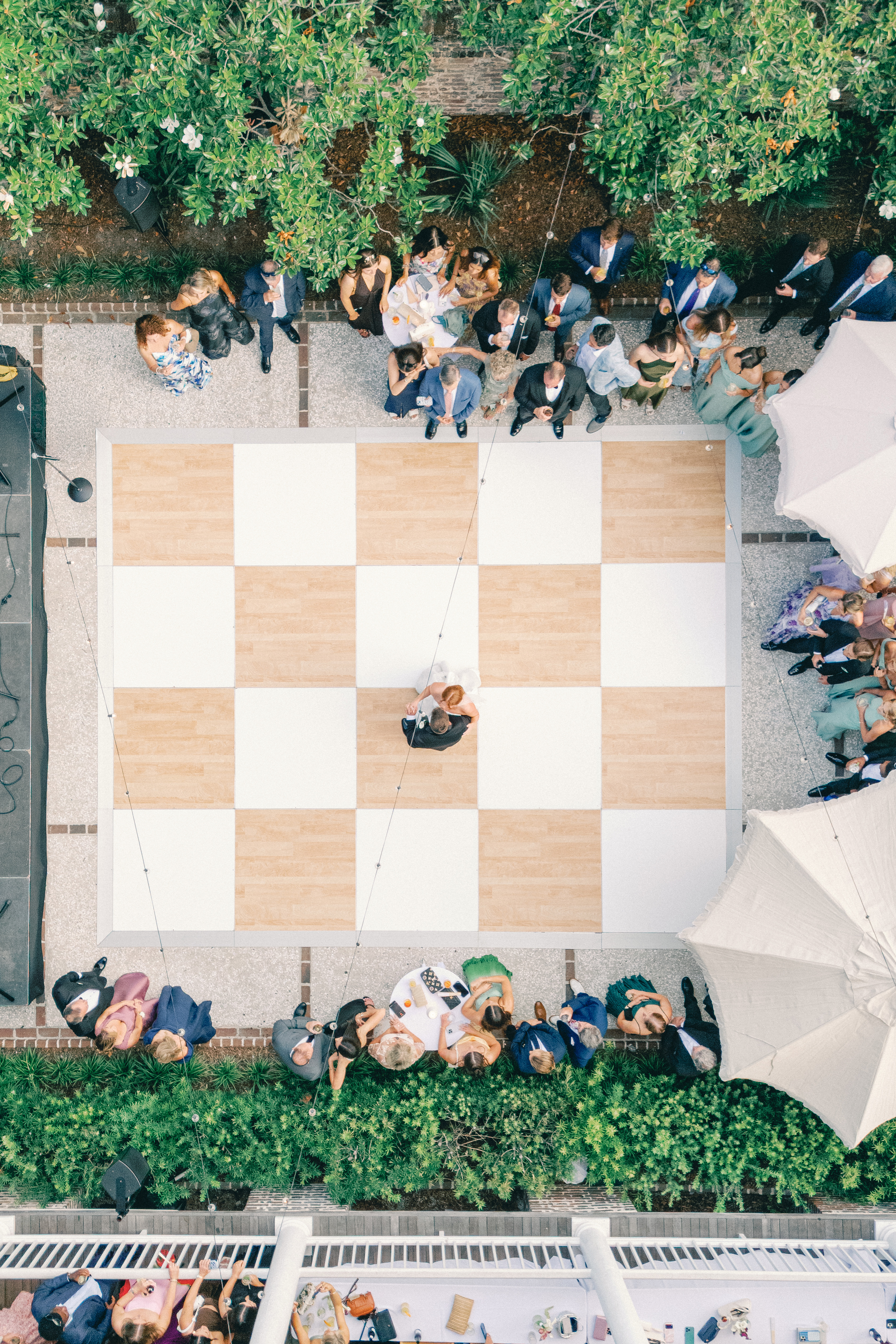 Ava kyle gadsden house wedding hayley moore photography 916 peper events birch and white