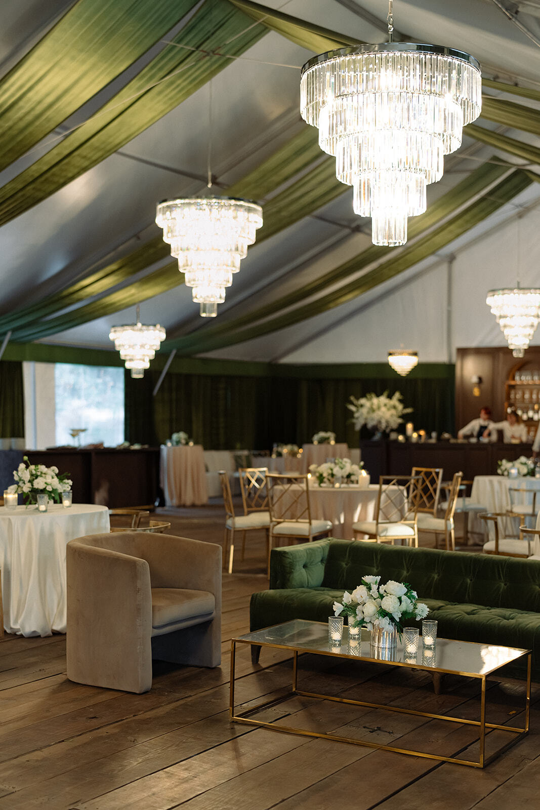 MWF Mabry Wedding Kailee Di Meglio Photography 527 websize hill and co hampton preston plank oslo dylan