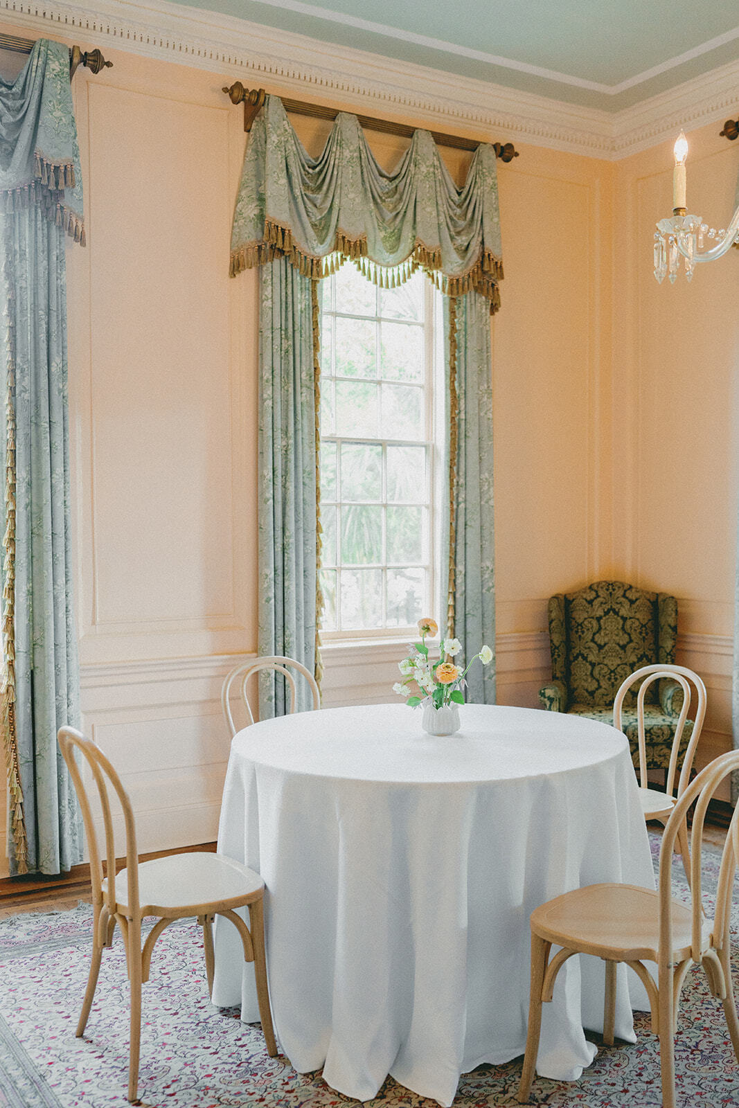 Lauren Joe Reception Details 20 websize parte events lowndes alexandrajoyphotoh 4x8 blonde bentwoods