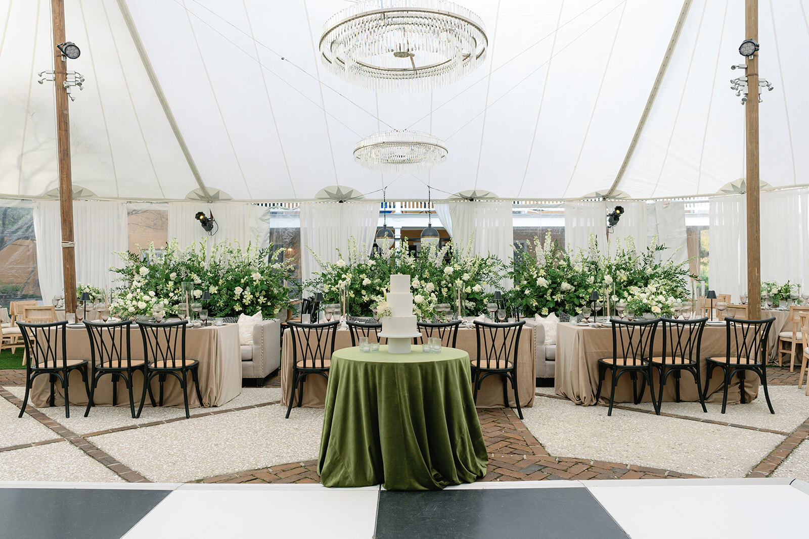 Di Giorgio wedding Kailee Di Meglio Photography 625 websize soho event design tbh