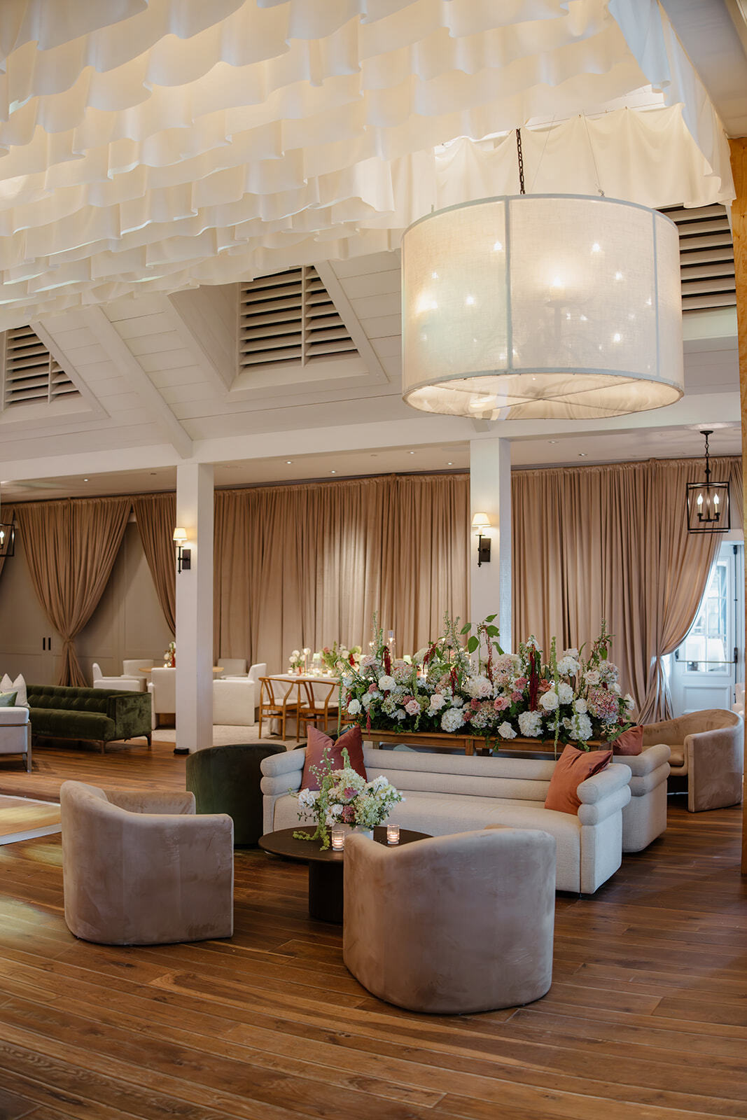 Guenoun Wedding 278 websize river course ellis events mia melin photog oslo