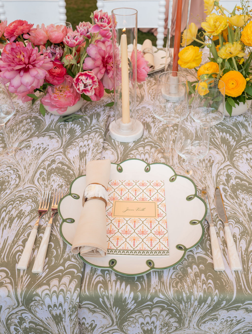 Kelli Boyd Photography2339 haley kelly sea island horn flatware pure glassware