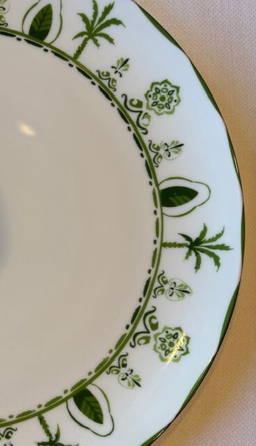 Palmetto dinner plate details