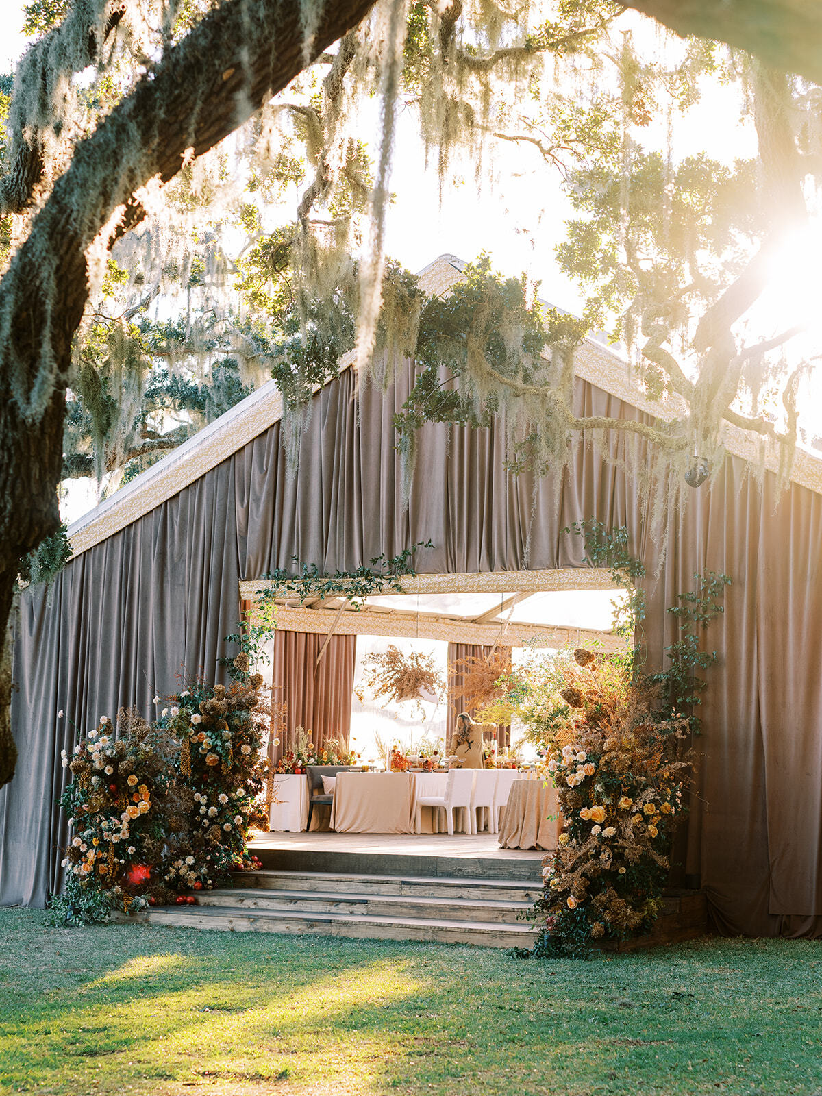 Madison Bjorn Wedding0653 websize 1 fox events kiawah river parryvaile photog 50wide plank